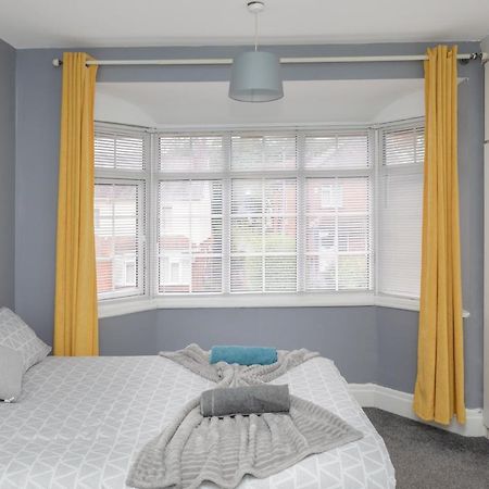 Leeds City Centre Spacious House Free Parking And Wi-Fi Ngoại thất bức ảnh