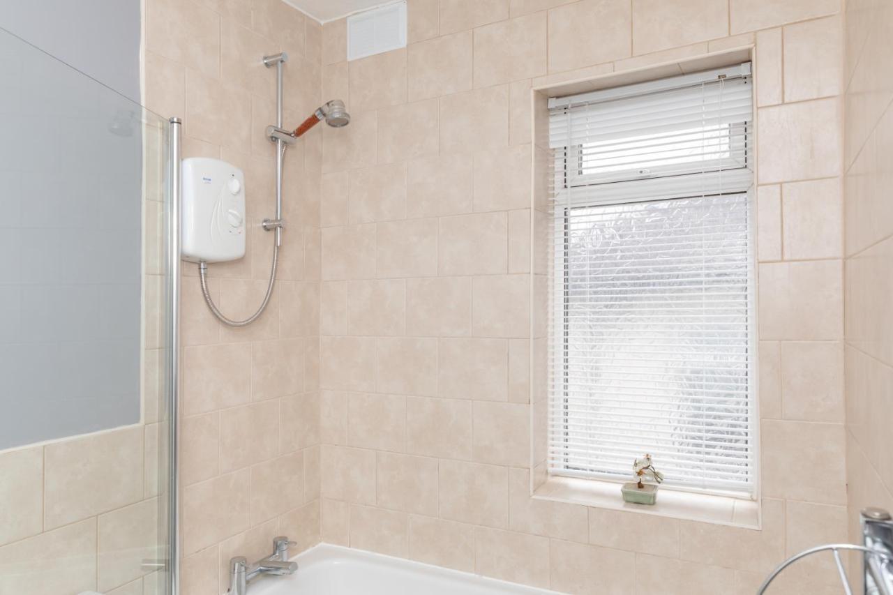 Leeds City Centre Spacious House Free Parking And Wi-Fi Ngoại thất bức ảnh